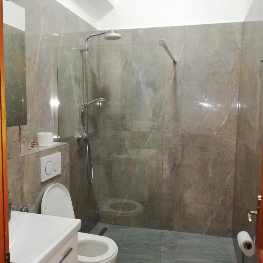 Rezident Consult S.R.O. Hotel Братислава Екстериор снимка